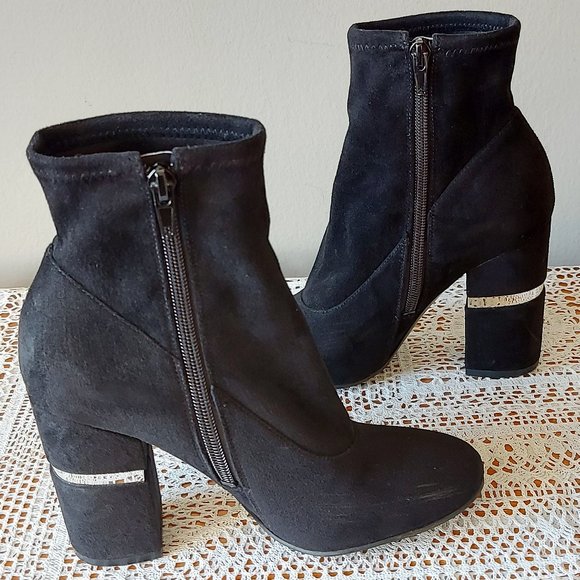 Marc Fisher Booties Size 6 Black Suede Block Heel Goth Boho Paisley Ankle Boots - Picture 7 of 12